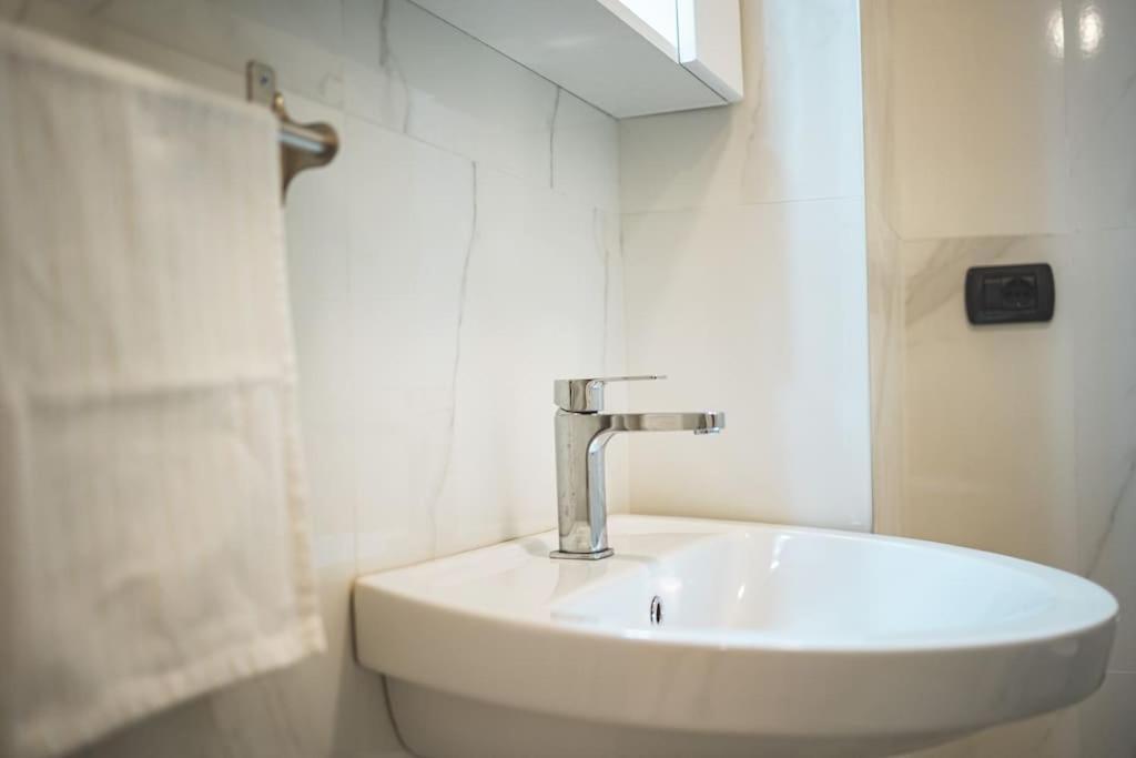 Al Torrente Apartment Monza - Milano + Free Wifi Seveso Extérieur photo